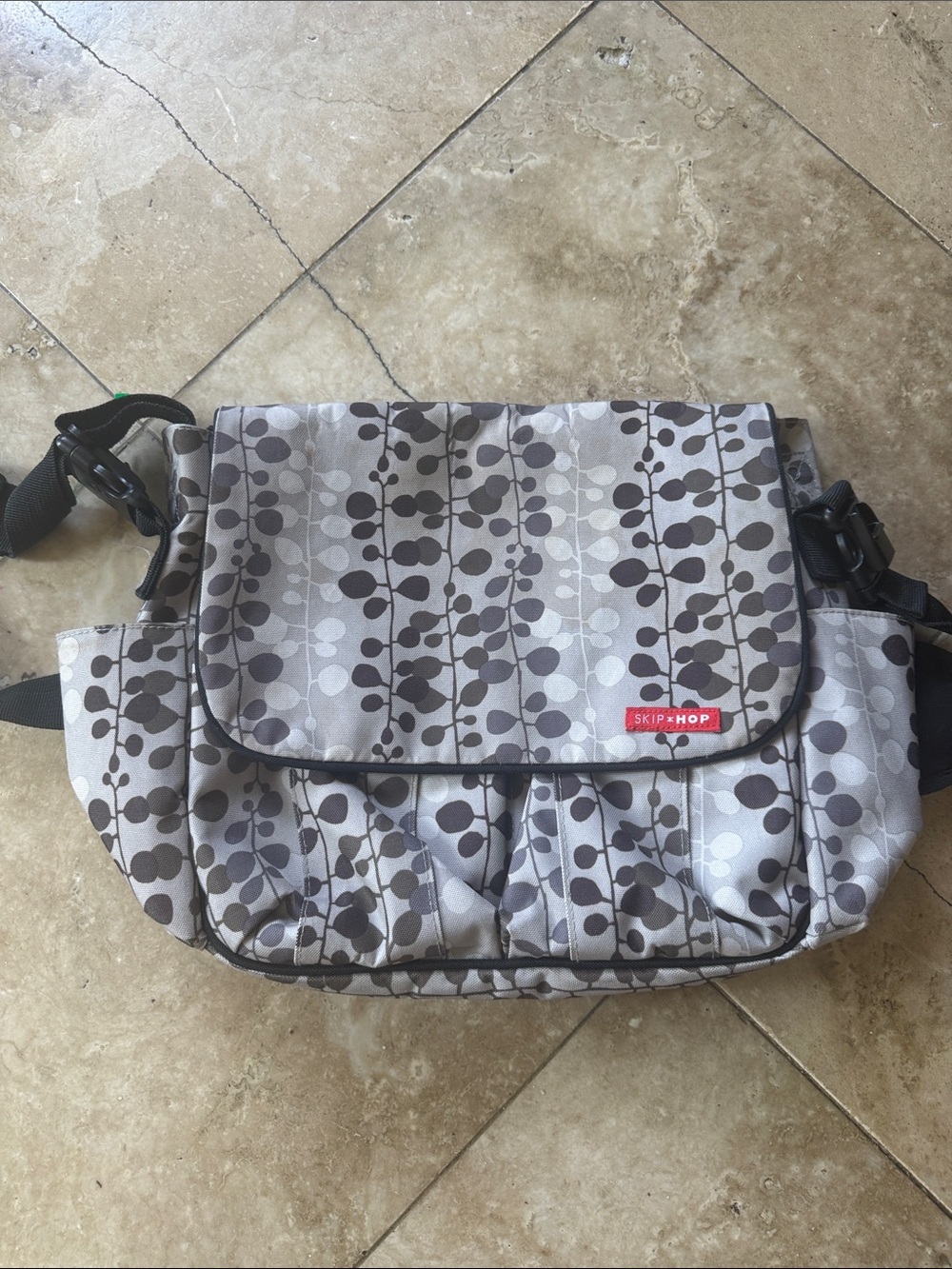 SKIP HOP diaper bag excellent condition